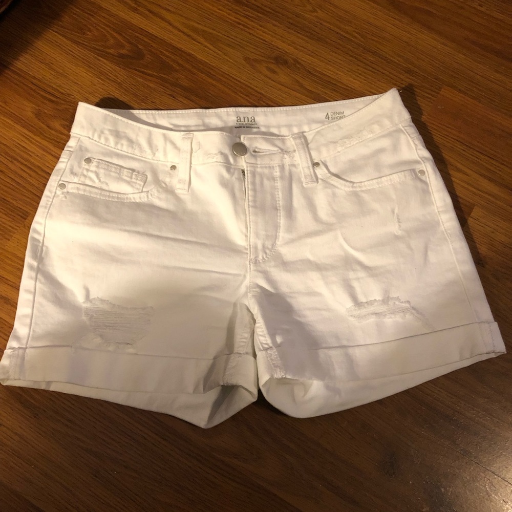 Anna white denim shorts